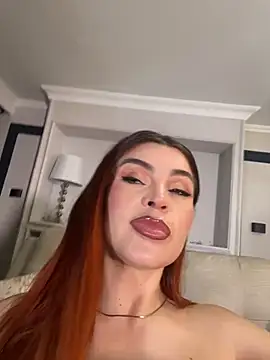 AbrilColls  online show from June 2026 12:55:01 AM