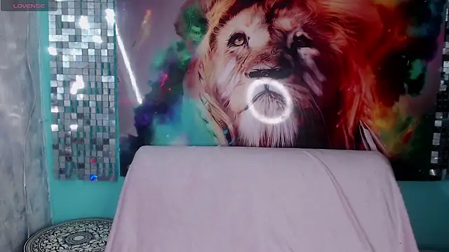 ZAMMIRA online show from April 2026 12:52:02 PM