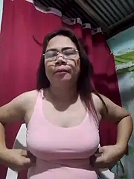 Snapshot of erma_joy chatting on July 2026 08:26:02 PM erma joy online show from July 2026 08:26:02 PM