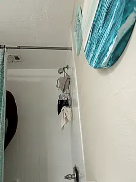 mackkhxh online show from November 2025 04:57:02 PM