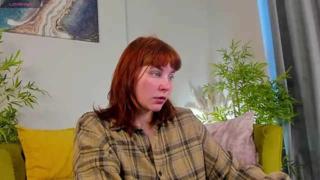 Rene Shine online show from November 2025 09:17:02 AM