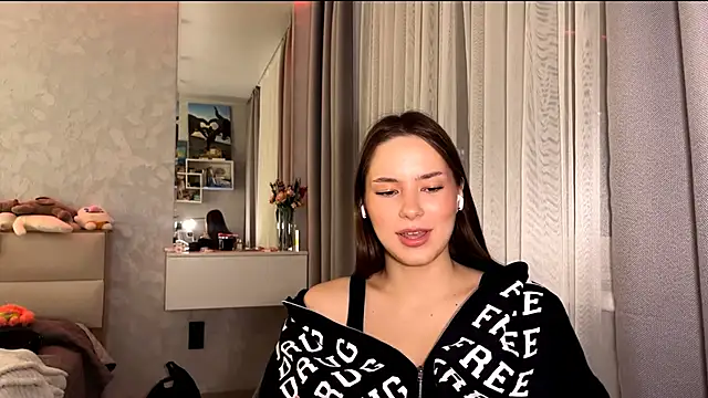 AlvinaMulloy online show from December 2025 04:24:02 PM