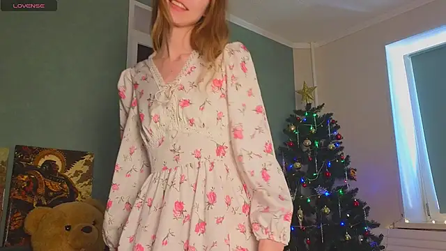 summer flame online show from December 2025 09:38:01 AM