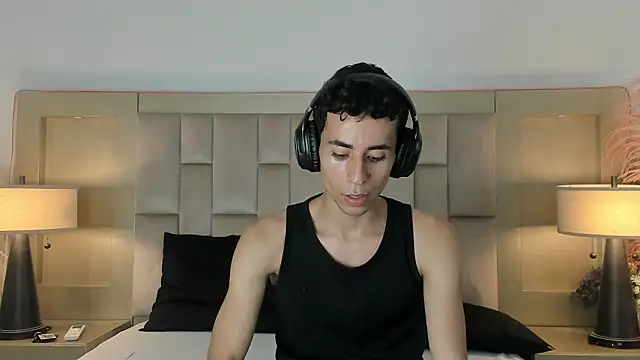 Zahir Ashar online show from March 2026 10:57:01 PM