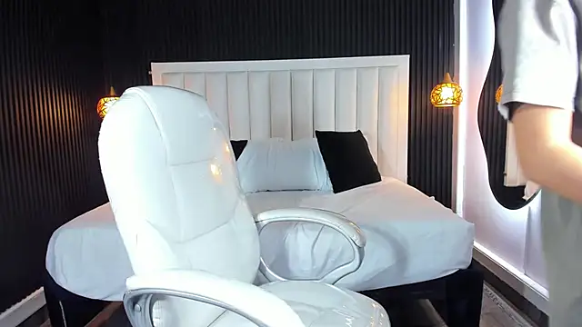 HasleyCarter online show from November 2025 04:45:02 AM