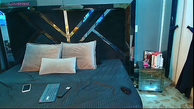 Adara Ferrara online show from May 2026 12:38:02 AM
