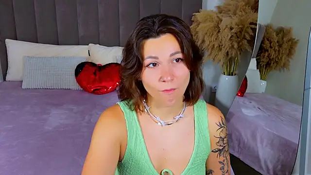 EdenSolis online show from July 2026 09:49:02 AM