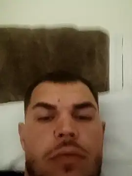 Alexszader36 online show from October 2025 10:21:02 PM