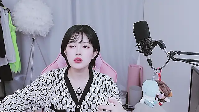 MISA 02 online show from April 2026 02:58:01 AM