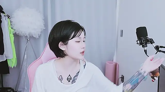 MISA 02 online show from April 2026 04:38:01 AM