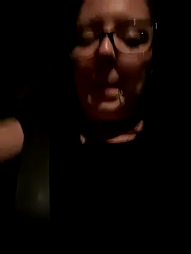 Snapshot of EdNEmSexyBlend chatting on October 2025 01:28:02 AM EdNEmSexyBlend online show from October 2025 01:28:02 AM