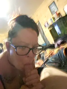 Snapshot of EdNEmSexyBlend chatting on October 2025 05:24:01 AM EdNEmSexyBlend online show from October 2025 05:24:01 AM