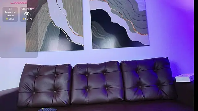 Nia Blum online show from October 2025 03:17:02 AM