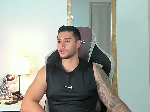 Snapshot of Ken_mailik1 chatting on October 2025 11:12:02 PM Ken mailik1 online show from October 2025 11:12:02 PM