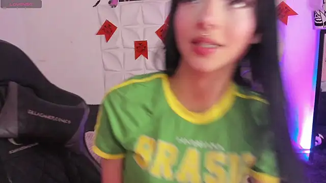 Barbieteeen online show from November 2025 04:33:02 AM