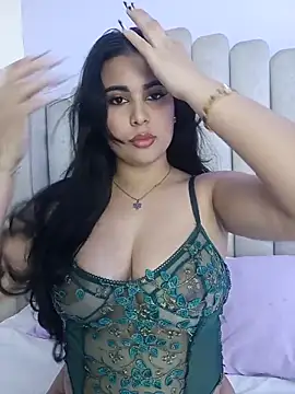 shainadavis online show from October 2025 02:08:01 AM