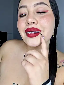 Snapshot of Stefani02 chatting on October 2025 02:34:02 AM Stefani02 online show from October 2025 02:34:02 AM