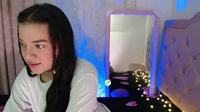 beauty lana18 online show from November 2025 01:26:02 AM