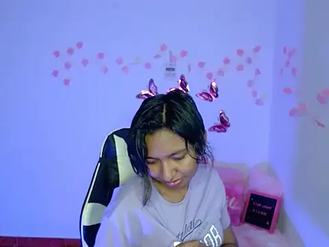 Snapshot of amber__666 chatting on October 2025 12:47:01 AM amber 666 online show from October 2025 12:47:01 AM