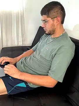 mirallesandbig online show from October 2025 09:24:02 PM