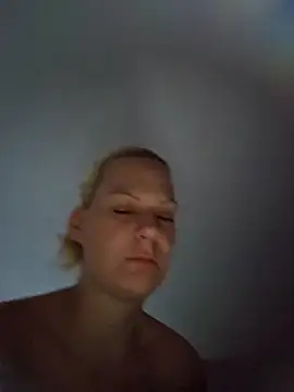 SlyLady online show from May 2026 04:32:02 AM