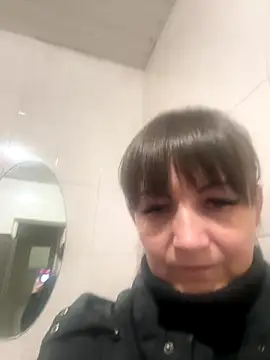 Butterfly8385 online show from October 2025 02:17:02 PM