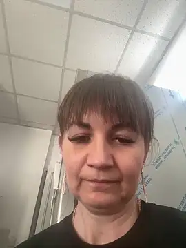 Butterfly8385 online show from March 2026 01:37:01 PM