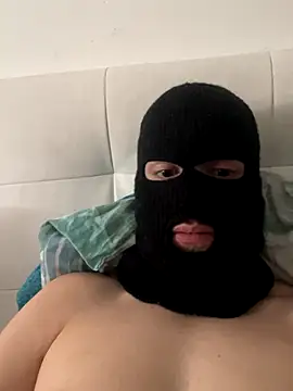 Snapshot of Lorenzo13450 chatting on October 2025 10:52:02 AM Lorenzo13450 online show from October 2025 10:52:02 AM