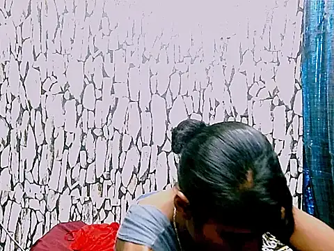 Snapshot of Epic_indian_sky chatting on November 2025 05:13:02 PM Epic indian sky online show from November 2025 05:13:02 PM