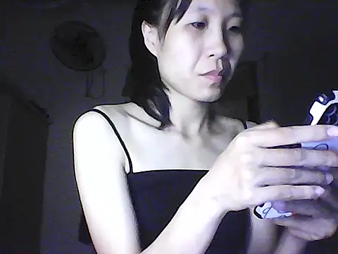 Snapshot of Ninaa_Show chatting on October 2025 03:23:02 PM Ninaa Show online show from October 2025 03:23:02 PM