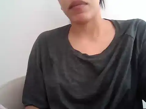 Snapshot of rositaaaa12 chatting on April 2026 04:48:01 PM rositaaaa12 online show from April 2026 04:48:01 PM