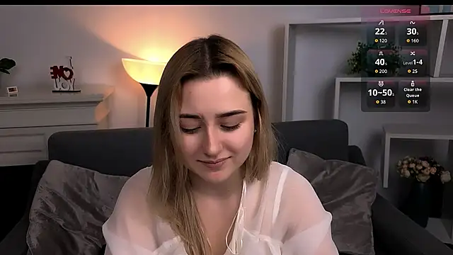 Lulu   Moon online show from March 2026 09:43:01 PM