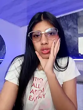 Briseida-White online show from October 2025 01:44:01 PM