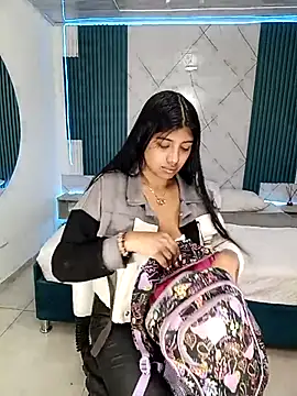 Briseida-White online show from October 2025 11:55:02 AM