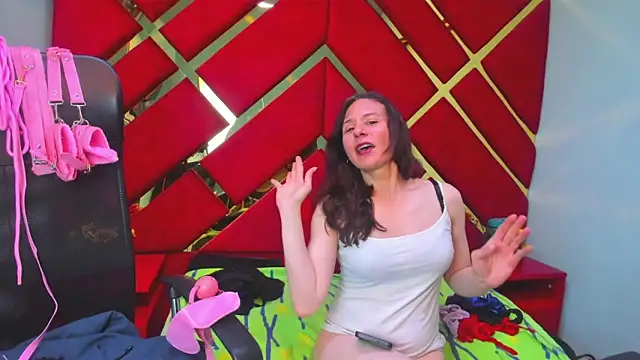 Kylie Bloom online show from March 2026 10:25:01 PM