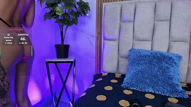 Snapshot of Sassha_ferrer chatting on November 2025 07:10:01 PM Sassha ferrer online show from November 2025 07:10:01 PM