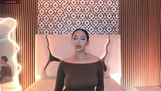 BEELLA TAY1 online show from February 2026 12:23:02 PM