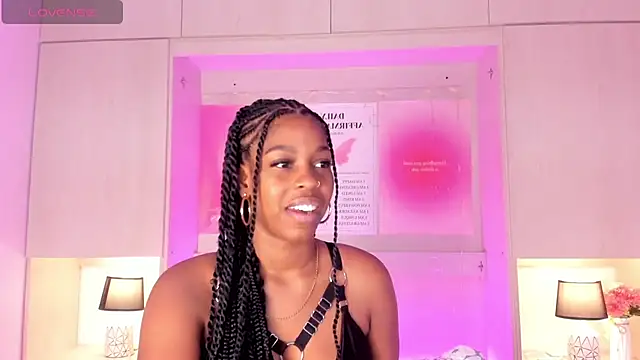 MaraBaker online show from October 2025 12:12:02 PM