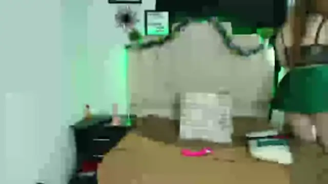 Snapshot of Nathaly_stepmom49 chatting on December 2025 11:48:01 AM Nathaly stepmom49 online show from December 2025 11:48:01 AM