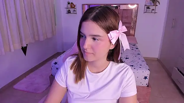 MIACUTEE  online show from July 2026 10:27:01 PM