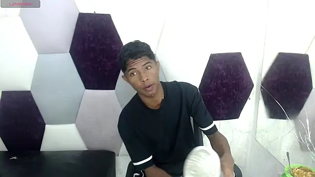 Mick storm online show from February 2026 01:04:01 PM