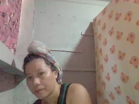 Snapshot of Sexy_Cammie69 chatting on June 2026 06:17:02 AM Sexy Cammie69 online show from June 2026 06:17:02 AM