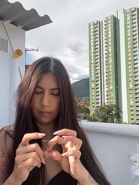 Sweett pain online show from December 2025 08:25:01 PM