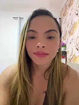 safadinhaquenteW online show from July 2026 02:27:02 AM