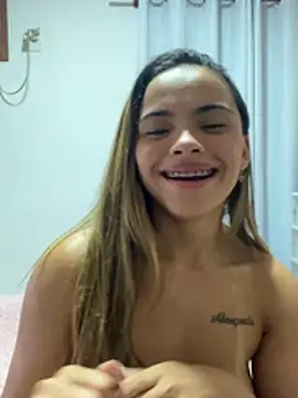 safadinhaquenteW online show from July 2026 04:03:02 PM