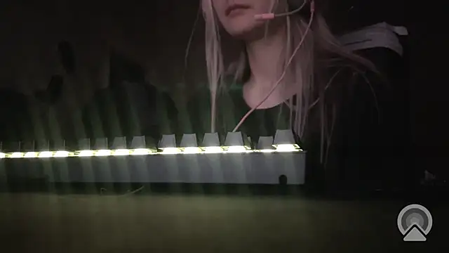 AnnaOlovely online show from October 2025 03:01:02 PM