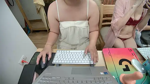 Hanna Mina online show from October 2025 02:12:02 AM