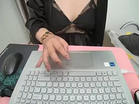 Hanna Mina online show from January 2026 02:38:01 AM