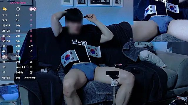 koreanboy2341 online show from March 2026 01:18:01 PM