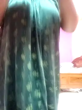 Snapshot of ITZ_YUVIKA chatting on November 2025 11:20:02 AM ITZ YUVIKA online show from November 2025 11:20:02 AM